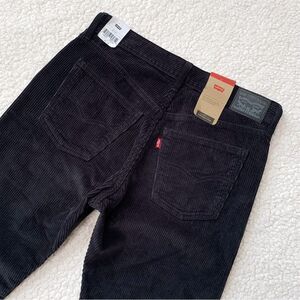 NWT Levi’s Black Straight Leg Corduroy Pants